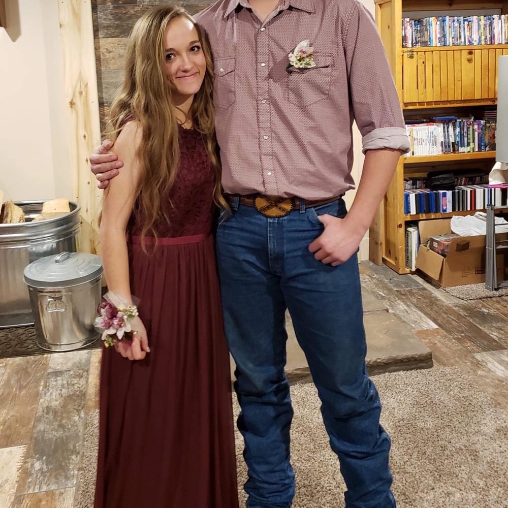 Dress - Picture 2 of 3